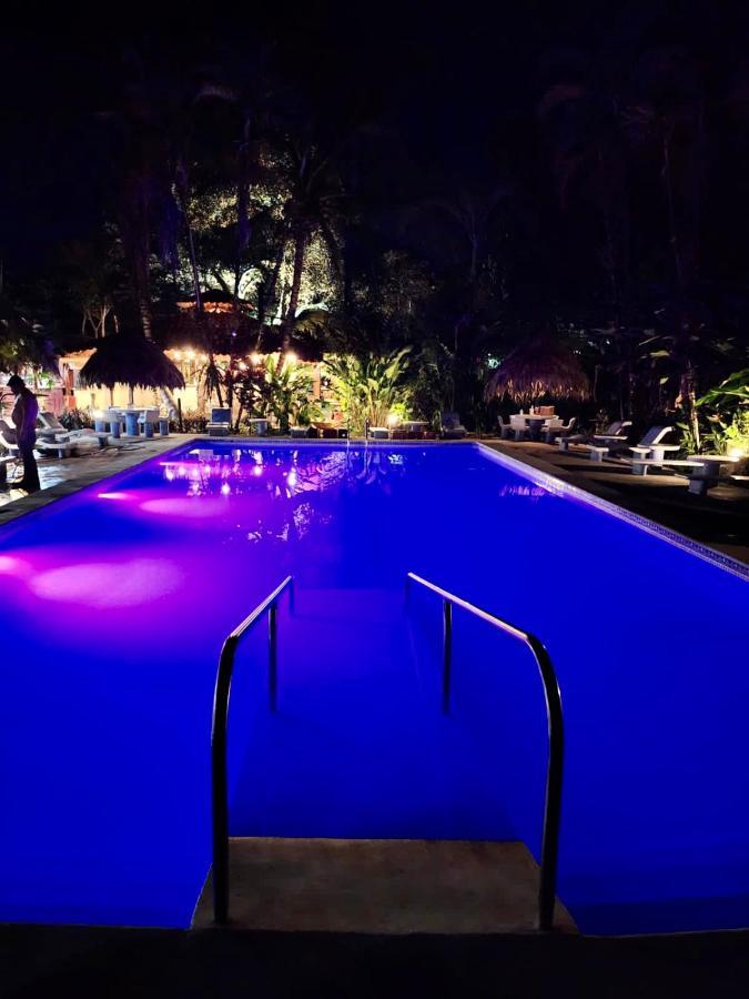 Atlantida Lodge Cahuita Kültér fotó